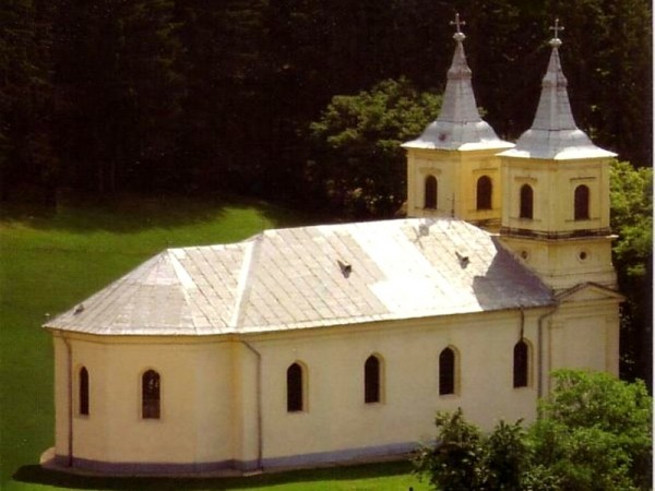 Manastirea-Nicula-e1374424620267