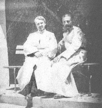 Părintele Arsenie Boca și Părintele Dumitru Săniloae, pe vremea când lucrau la Filocalie