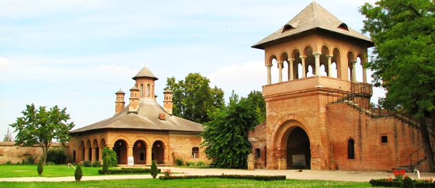 Palatul Mogoșoaia – Descriere, Poze, Localizare, Program, Taxă 