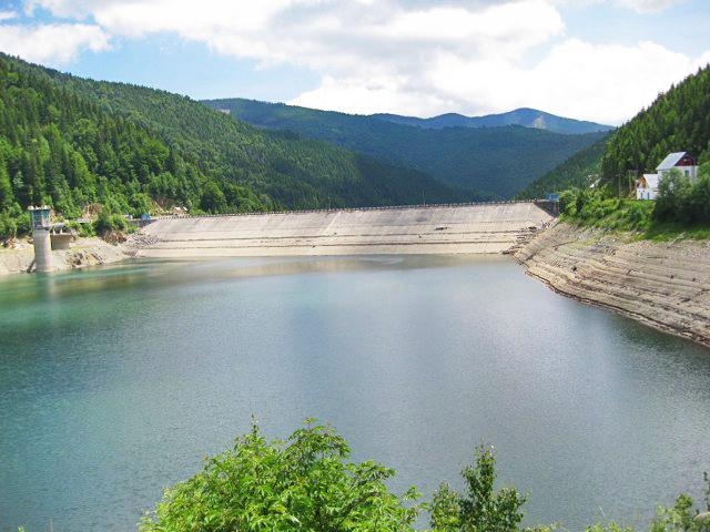 lacul-si-barajul-pecineagu-204