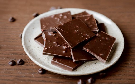 Ciocolata neagra reduce considerabil rezistenta la insulina in diabet - dr. Daniela Petrache