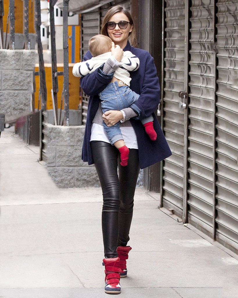 Miranda Kerr and son Flynn out and about in New York, America - 13 Nov 2011