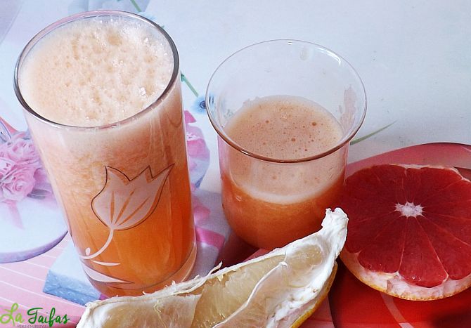 Smoothie de Pomelo și Ghimbir