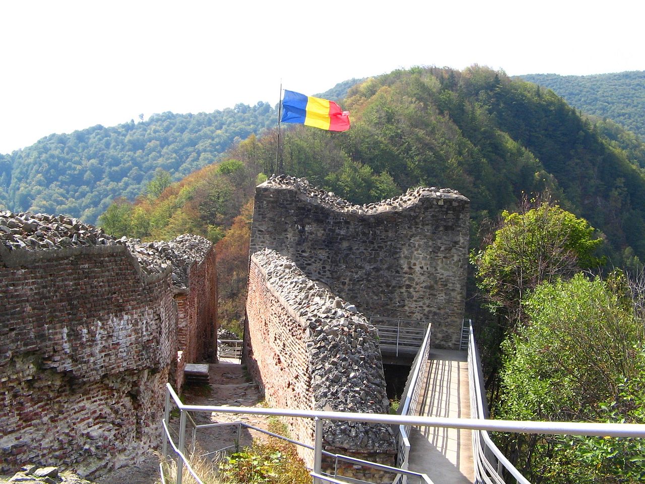 Cetatea_Poenari