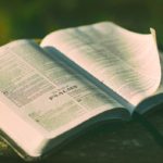 Diavolul nu suporta citirea psalmilor
