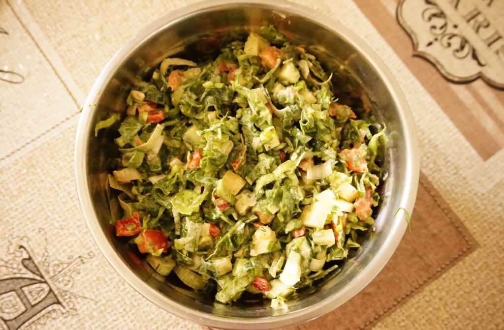 Salata de legume cu tahini